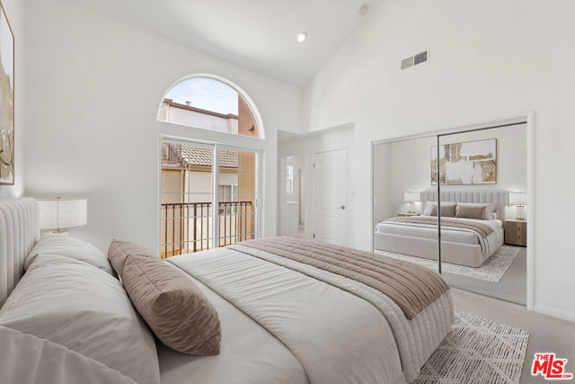7301 W Manchester Avenue, Los Angeles CA: https://media.crmls.org/mediaz/3a8ebb11-a6c5-4d56-a9e4-3729a73d9996.jpg