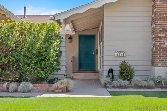 5374 Wellesley Street, La Mesa CA: https://media.crmls.org/mediaz/3a8fdd87-48a2-4810-824b-650e8b845b18.jpg