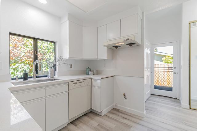 759 Camelback Road, Pleasant Hill CA: https://media.crmls.org/mediaz/3a905470-373f-49ab-b223-9b1c587476ce.jpg