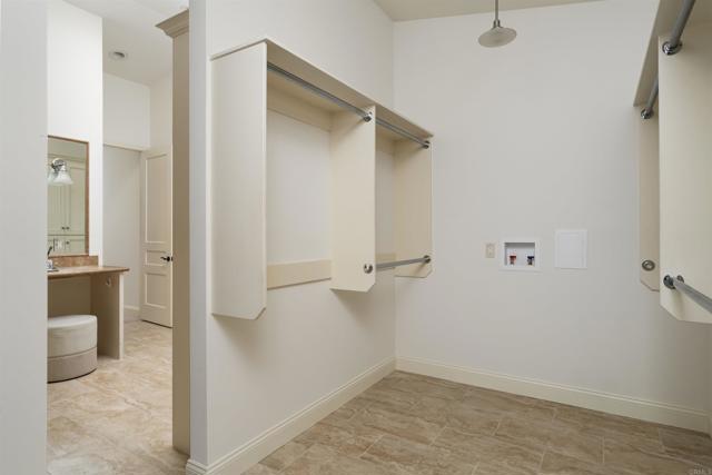 8031 La Jolla Shores Drive, La Jolla CA: https://media.crmls.org/mediaz/3a9087fa-8392-48c9-afa9-4e5119bfdcd4.jpg