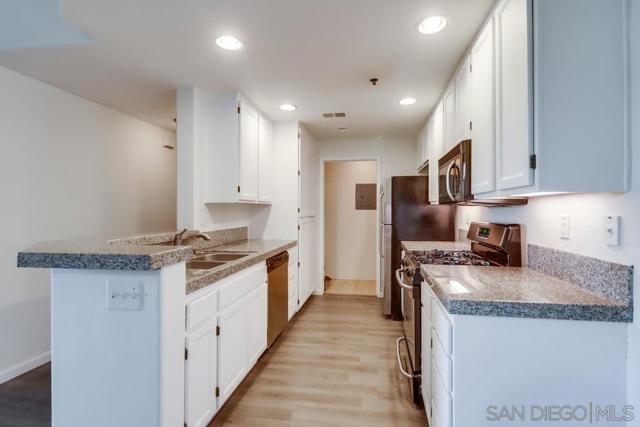 1875 Baudouin Pl, Chula Vista CA: https://media.crmls.org/mediaz/3a908bef-1202-4cde-9266-2c9dd0c91441.jpg