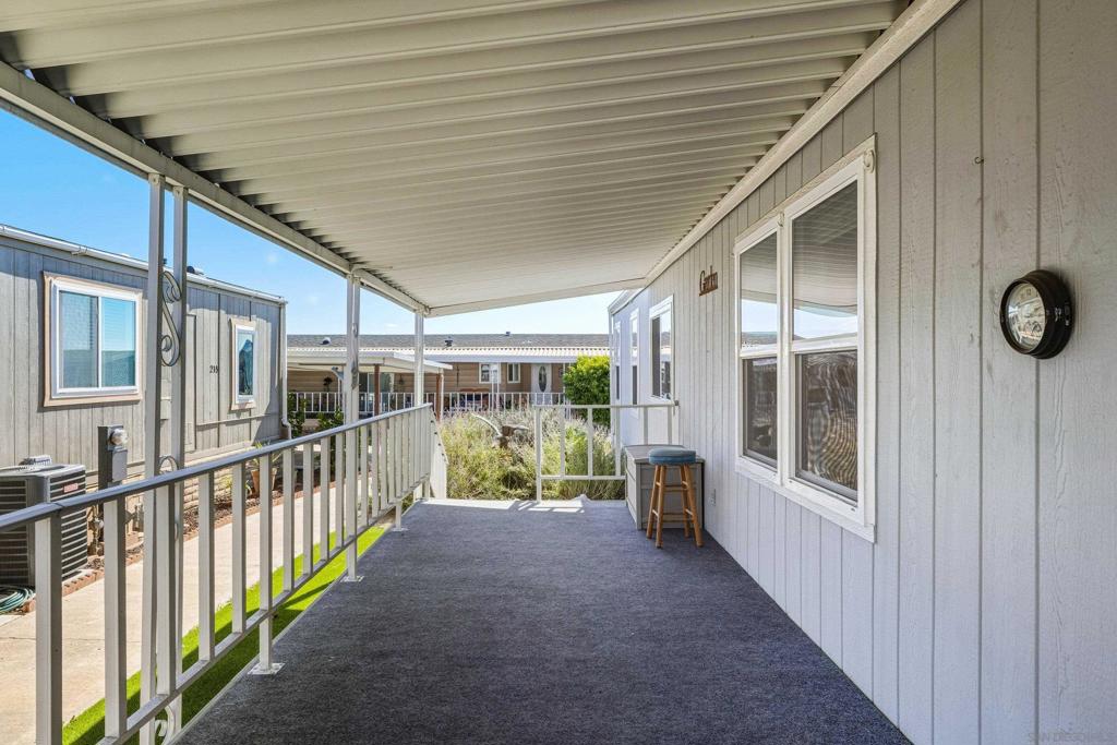 MLS #250042584SD image #9