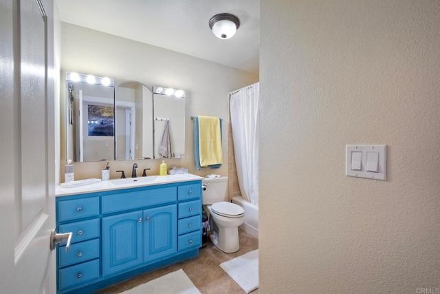 Detail Gallery Image 14 of 23 For 529 Sandalwood Place #7,  Escondido,  CA 92027 - 2 Beds | 1/1 Baths