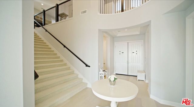 20326 W Liverpool Way, Porter Ranch CA: https://media.crmls.org/mediaz/3a91c898-3432-468a-8b2d-519d7b13e66e.jpg