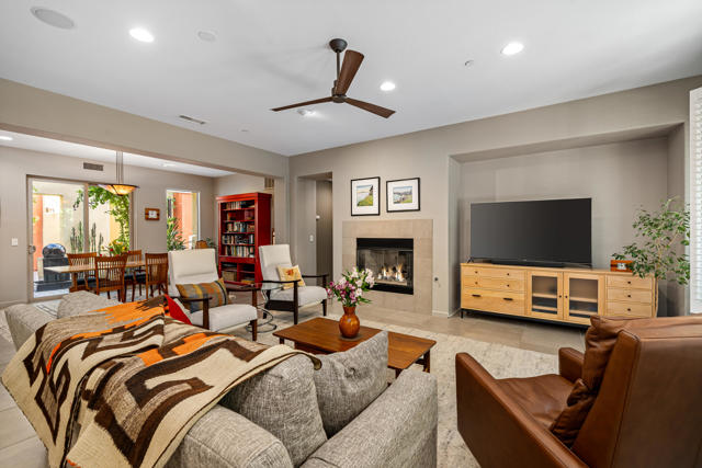 3000 Candlelight Lane, Palm Springs CA: https://media.crmls.org/mediaz/3a925f44-3a42-495c-a720-e6eaddad6847.jpg