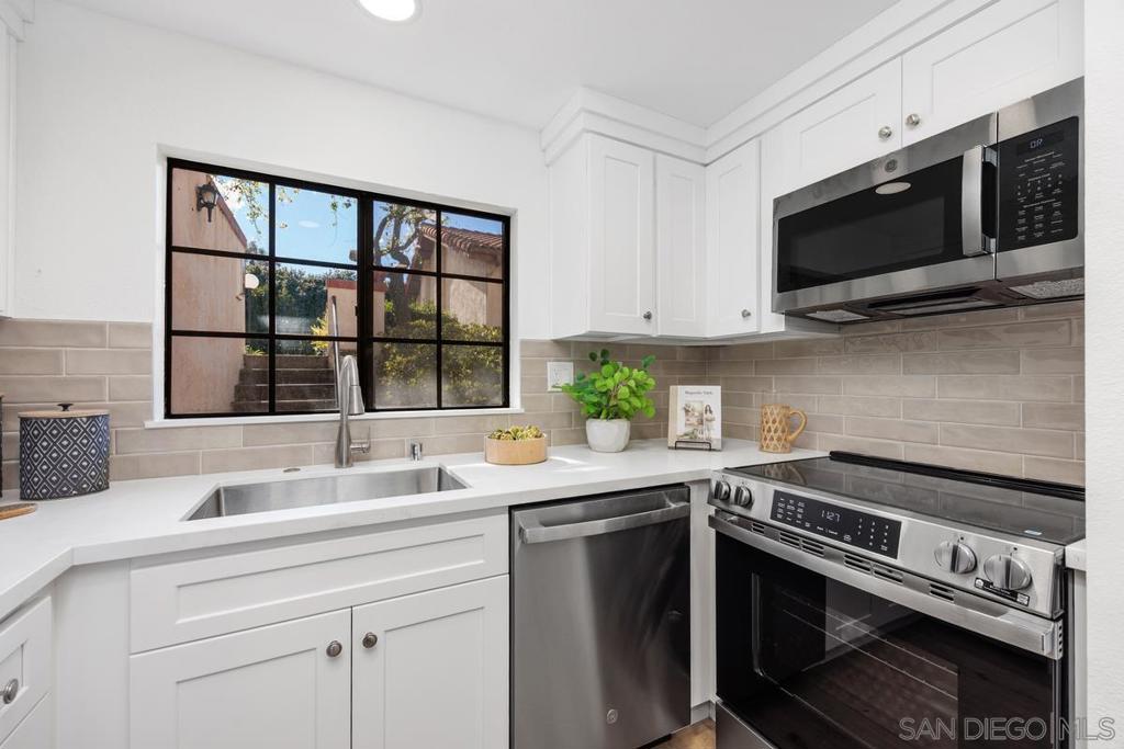 2808 Winthrop - photo 14