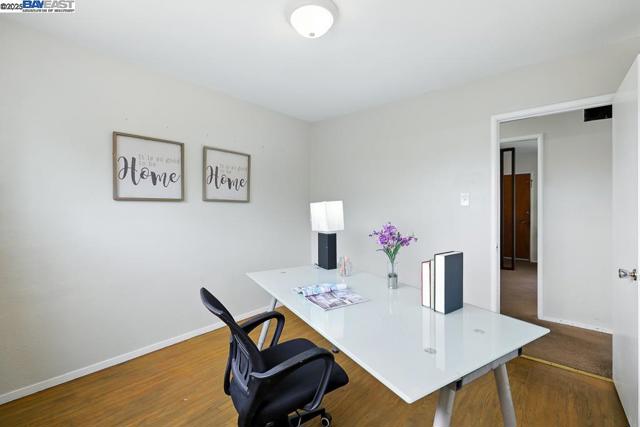 1677 Johnson St, San Leandro CA: https://media.crmls.org/mediaz/3a9405e2-1053-4322-827b-26a94e52a164.jpg