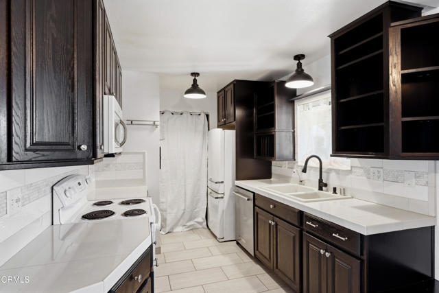 Detail Gallery Image 6 of 37 For 251 S Ventura Rd #210,  Port Hueneme,  CA 93041 - 1 Beds | 1 Baths