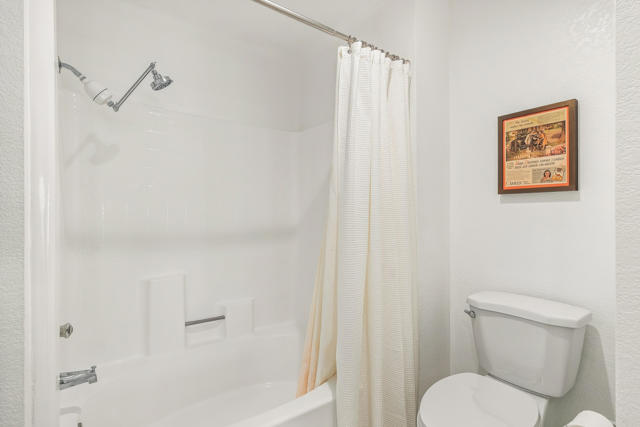 500 S Farrell Drive #F44, Palm Springs, CA 92264