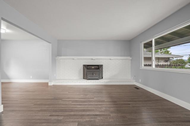 2510 Redwood Road, Napa CA: https://media.crmls.org/mediaz/3a96d65f-6743-449a-8128-5cbe4bf641d9.jpg