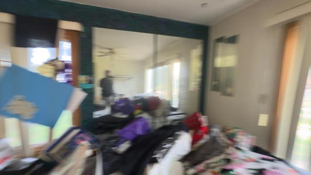 909 Elizabeth Way, Sunnyvale CA: https://media.crmls.org/mediaz/3a97245b-a384-4ad8-a7e1-2f94f69148c2.jpg
