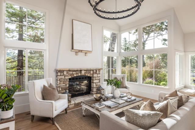 4 Oak Knoll Way, Carmel CA: https://media.crmls.org/mediaz/3a976768-7e48-4058-bfab-0697e504479c.jpg