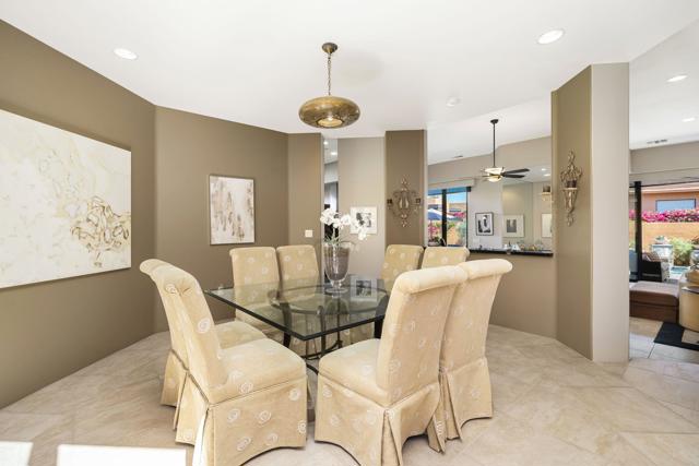 50240 Via Amante, La Quinta CA: https://media.crmls.org/mediaz/3a97beac-3e2a-4656-85a3-aa420f8911eb.jpg