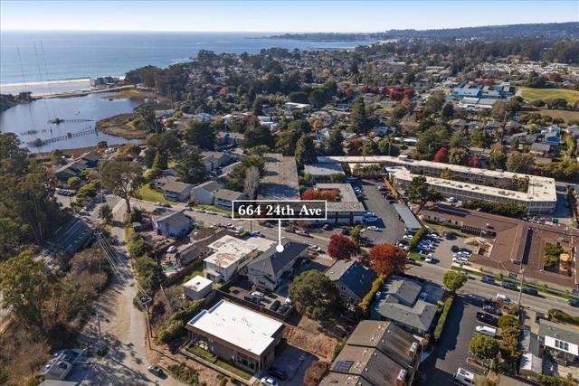 664 24th Avenue, Santa Cruz CA: https://media.crmls.org/mediaz/3a97c5db-ac2a-48a0-952d-913f0b472e58.jpg