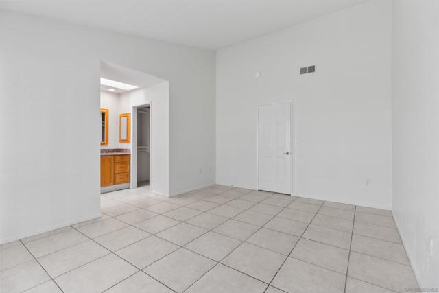 7214 Manzanita, Carlsbad CA: https://media.crmls.org/mediaz/3a97ec9e-8d36-4b80-a8bb-351f61c9cc48.jpg