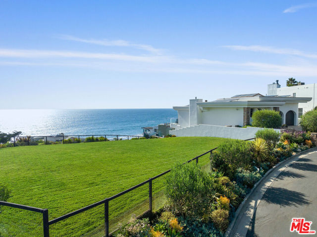 31540 Victoria Point Road photo 2