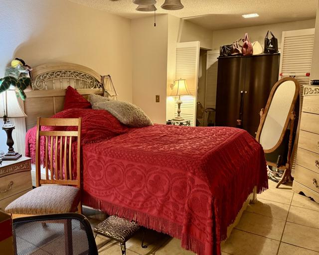 5301 E Waverly Dr., Palm Springs CA: https://media.crmls.org/mediaz/3a99d46b-123f-4dc8-8831-440d653ae4e2.jpg