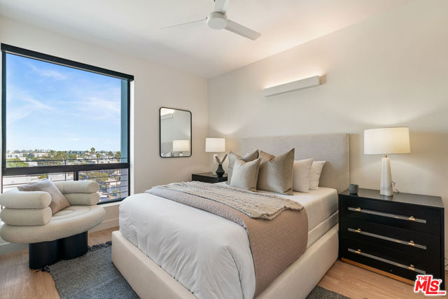 3688 Overland Avenue, Los Angeles CA: https://media.crmls.org/mediaz/3a9a337a-7836-41b6-a167-83fc7796d7ed.jpg