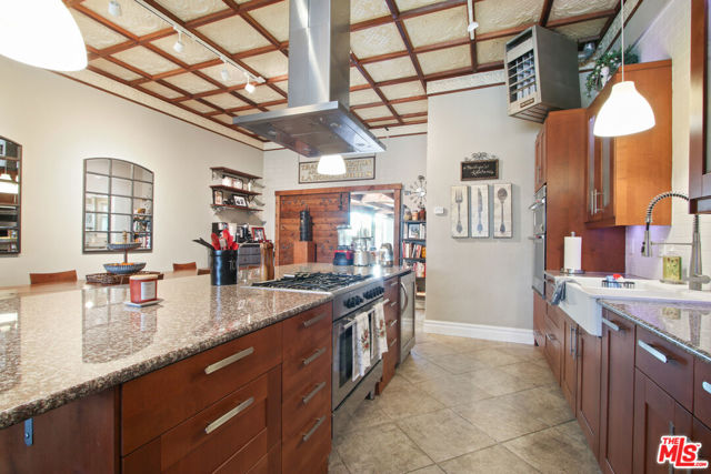 1644 W Wilmington Boulevard, Wilmington CA: https://media.crmls.org/mediaz/3a9c4d8d-ea69-4dcd-a294-ad9a9a7aa340.jpg