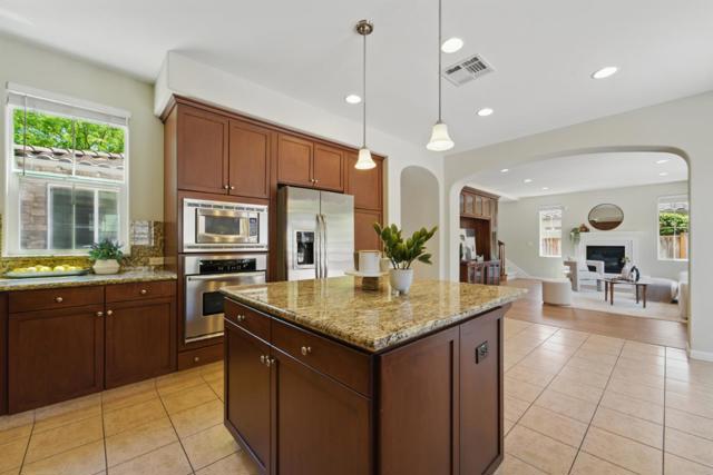 5109 Campion Drive, San Ramon CA: https://media.crmls.org/mediaz/3a9dcdc5-d4cf-4982-9894-a16ad85a7691.jpg