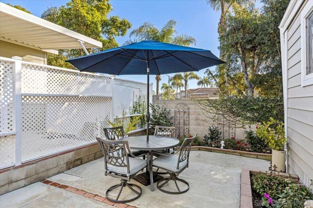 7305 San Luis, Carlsbad CA: https://media.crmls.org/mediaz/3a9e8bde-885e-49bb-a0bf-415f58b08c3c.jpg