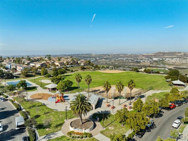 6373 Avenida De Las Vistas, San Diego CA: https://media.crmls.org/mediaz/3a9f4f40-d30e-4b09-a616-740fde5788d1.jpg