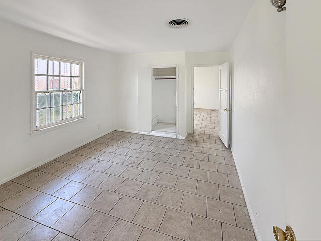83053 Sonora Avenue, Indio CA: https://media.crmls.org/mediaz/3aa10c6b-cad1-4987-abd6-d616e4a6b425.jpg