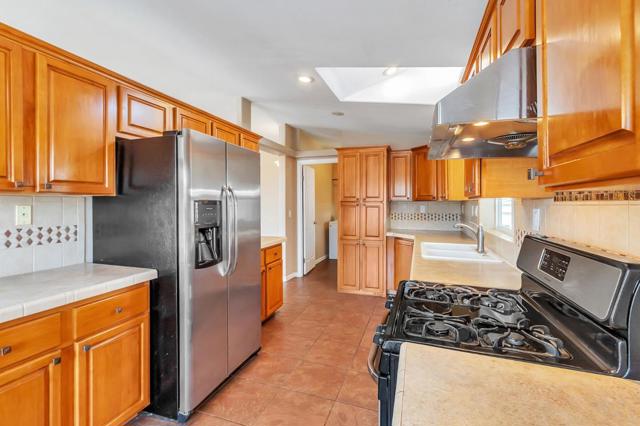 1225 Vienna Drive, Sunnyvale CA: https://media.crmls.org/mediaz/3aa150a4-8804-468c-a06e-27279b0041bd.jpg