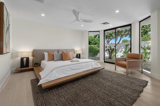 11 Sussex Court, Rancho Mirage CA: https://media.crmls.org/mediaz/3aa2454e-29dd-47c1-8da4-3e0798298b31.jpg