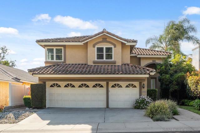 4954 Caminito Vista Lujo, San Diego CA: https://media.crmls.org/mediaz/3aa29e8a-9e46-40de-a6f1-b2a99b4bddc9.jpg