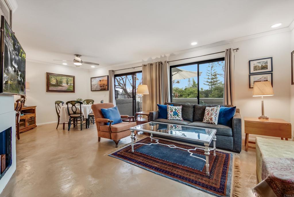 8738 Villa La Jolla Drive #7