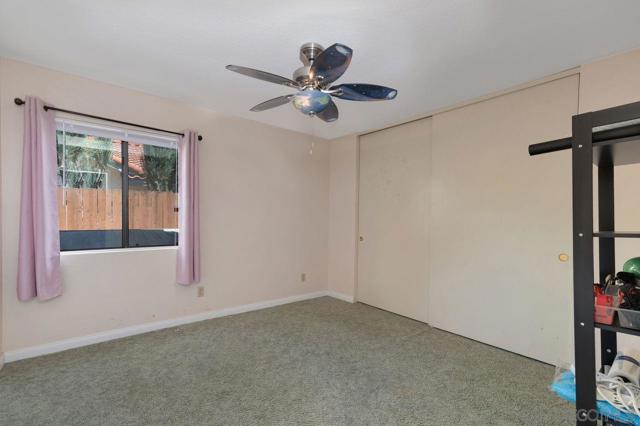 25657 Bellemore Dr, Ramona CA: https://media.crmls.org/mediaz/3aa3a06d-7480-40cc-96e9-573b8474ebae.jpg