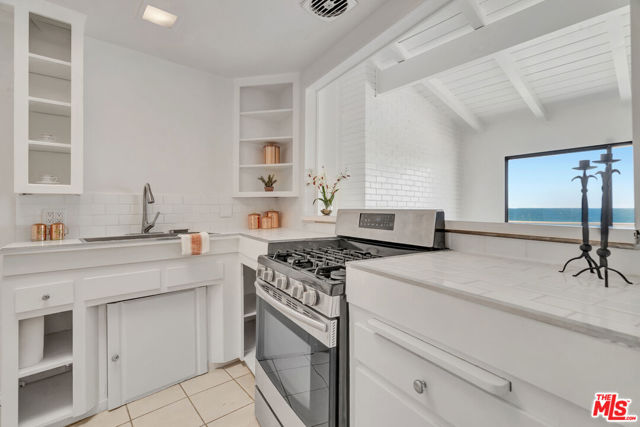 Drew Fenton | 25330 Malibu Road Malibu CA | MLS: 7283830