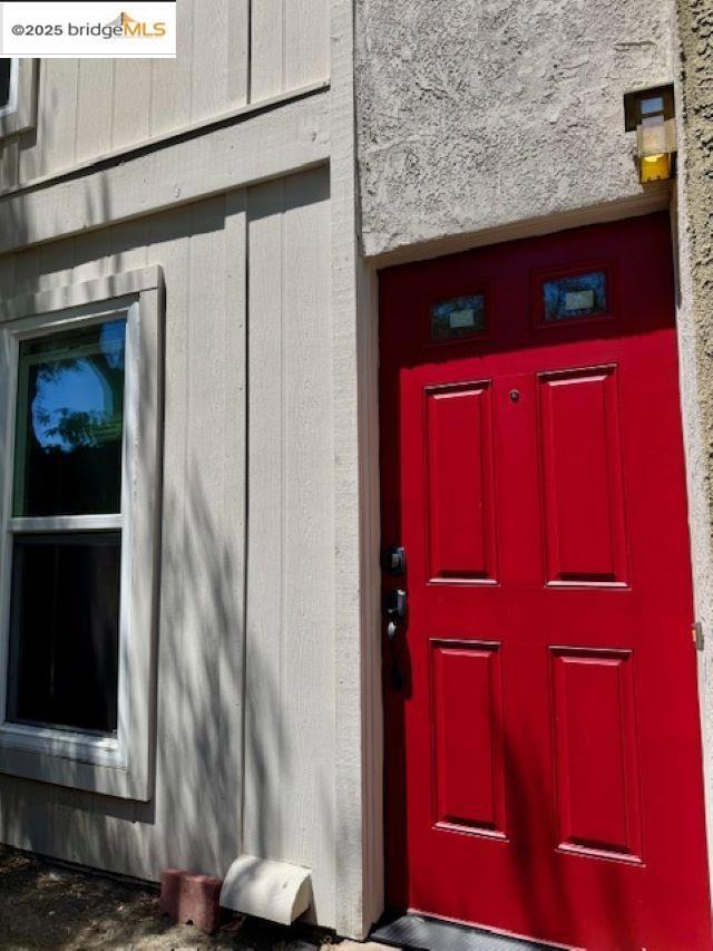 651 Moraga Rd, Moraga CA: https://media.crmls.org/mediaz/3aa4c0fa-ef11-4db5-b585-2e0a8143f98c.jpg
