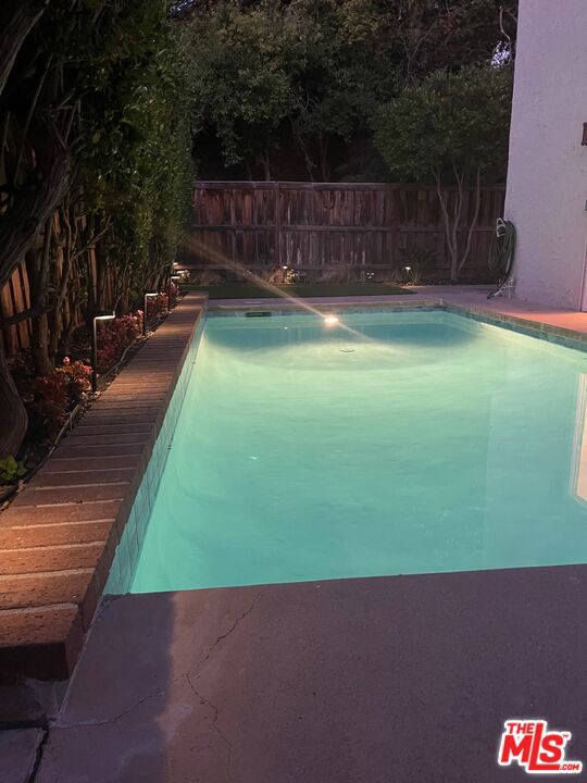 603 Racquet Club Lane, Thousand Oaks CA: https://media.crmls.org/mediaz/3aa58f28-adb2-4132-bcac-2e2e621607c9.jpg