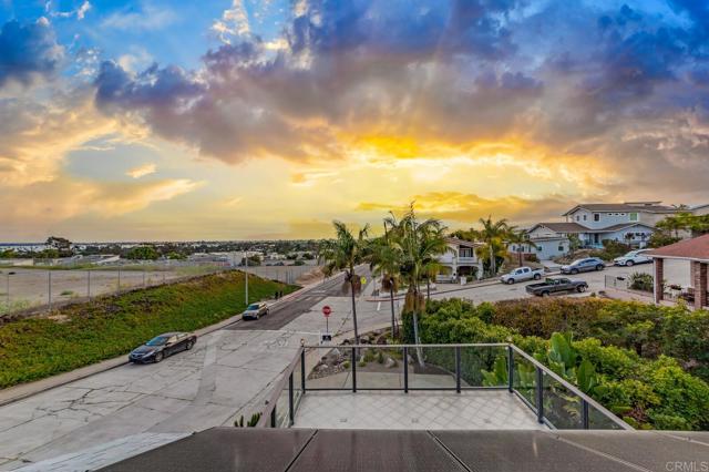 3526 TICONDEROGA Street, San Diego CA: https://media.crmls.org/mediaz/3aa5e743-7870-4403-bad2-c95302239ab0.jpg