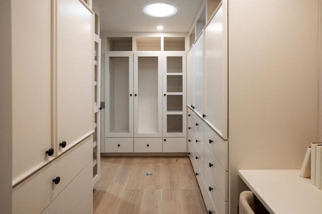 26201 Dori Lane, Los Altos Hills CA: https://media.crmls.org/mediaz/3aa6878f-7c0c-43d7-ad2d-c3f247701e67.jpg