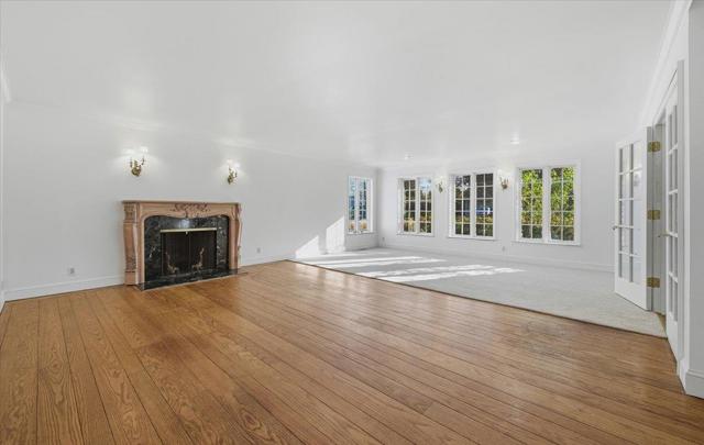 915 Berry Avenue, Los Altos CA: https://media.crmls.org/mediaz/3aa7189d-eb52-46c4-a337-7ce488b9ed14.jpg