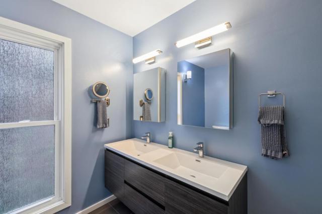 58 Villanova Drive, Oakland CA: https://media.crmls.org/mediaz/3aa73723-4e80-4b6b-8553-de3ba79aa828.jpg