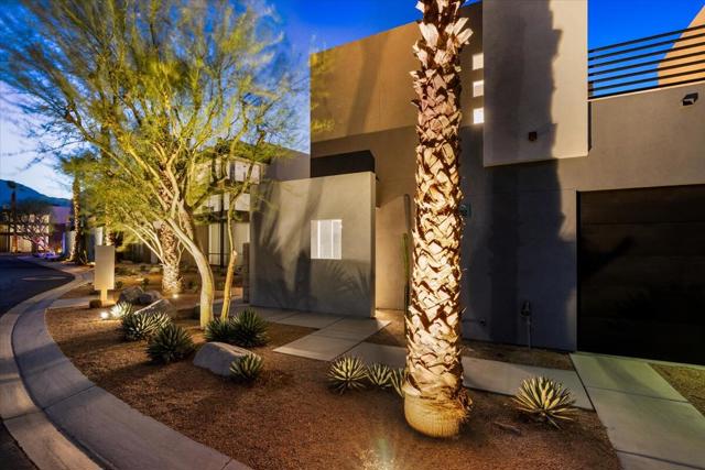 252 Breeze Loop, Palm Springs CA: https://media.crmls.org/mediaz/3aa80d77-72ba-45fd-a4c7-725352f437f3.jpg