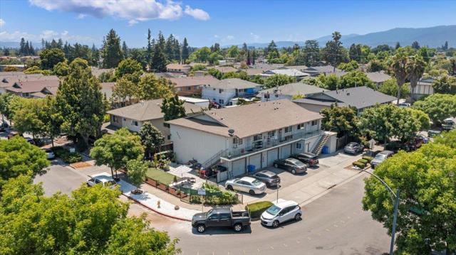3830 Underwood Drive, San Jose CA: https://media.crmls.org/mediaz/3aa91c27-53ca-4a9d-ad5e-5f3b8d3e9337.jpg