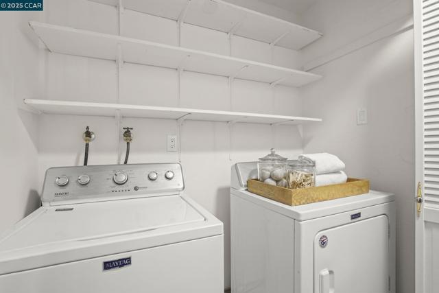 6324 Bonita Ct, Richmond CA: https://media.crmls.org/mediaz/3aa9d376-ad8c-4908-94fb-714d2ae3796c.jpg