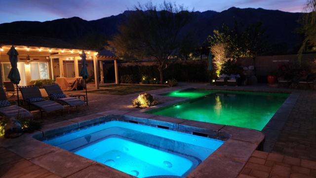 1002 Alta Cresta, Palm Springs CA: https://media.crmls.org/mediaz/3aaa0b88-a64d-49eb-a385-5017969bed16.jpg