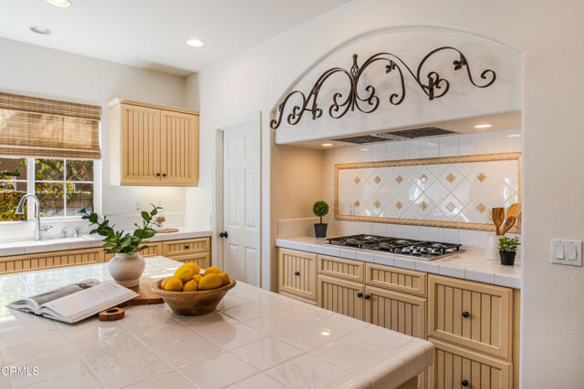 Detail Gallery Image 13 of 46 For 5245 via Quinto, Newbury Park,  CA 91320 - 5 Beds | 3 Baths