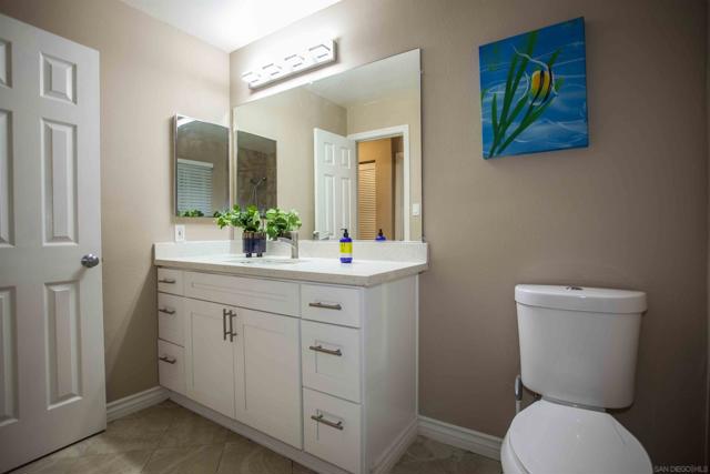 7425 Charmant Dr, San Diego CA: https://media.crmls.org/mediaz/3aab5a70-2218-4bc0-9d71-7e44c5259950.jpg