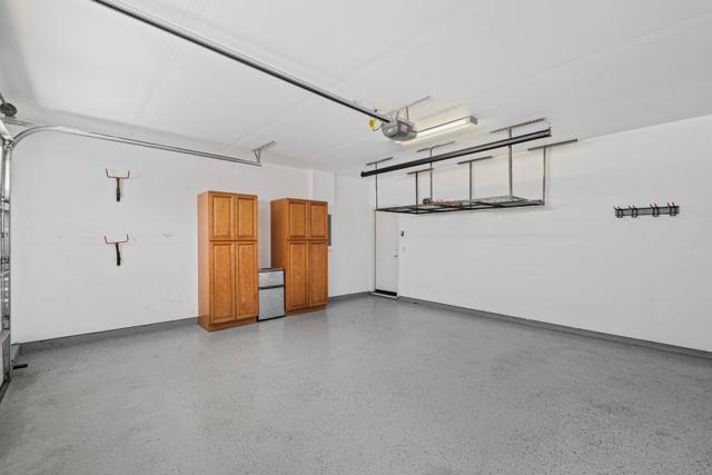 34104 Spur Way, Fremont CA: https://media.crmls.org/mediaz/3aacca2d-4e41-4f73-8cfc-eb6c382c723d.jpg