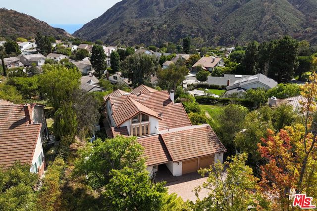 Drew Fenton | 17053 Palisades Circle Pacific Palisades CA | MLS: 7433748 Drew Fenton | 17053 Palisades Circle Pacific Palisades CA | MLS: 7433748