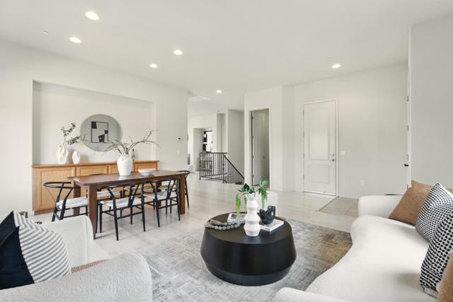 23022 Palazzo Del Kayla, Hayward CA: https://media.crmls.org/mediaz/3aae7a5b-7da4-4199-8a11-59ba0e529bd6.jpg