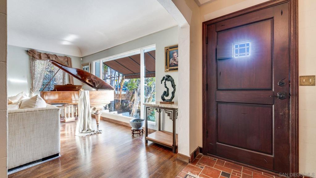 2270 Juan St - photo 5