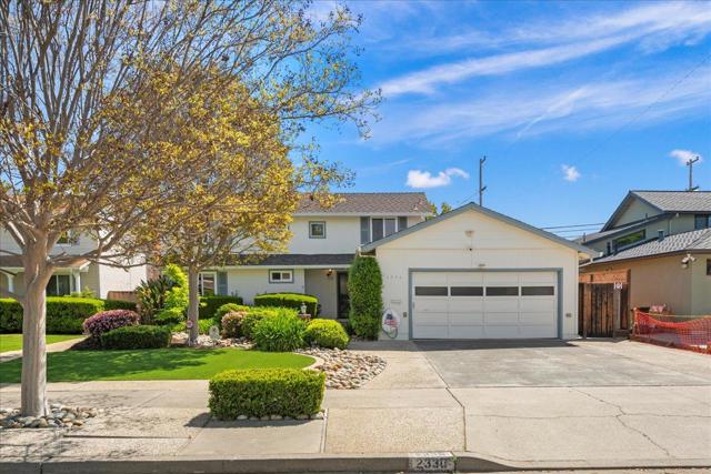 2330 Montezuma Drive, Campbell CA: https://media.crmls.org/mediaz/3aaefb22-a4c2-4e61-8ae8-09dd585032f7.jpg